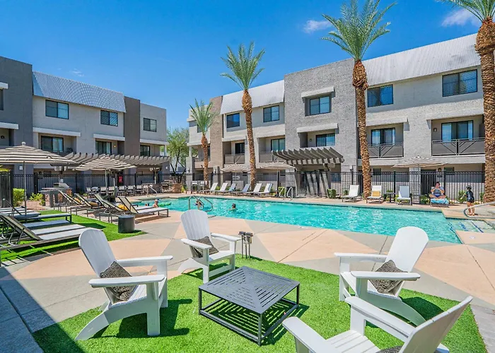 Trendy 1bd Walk To Westgate Pool Gym Wd *