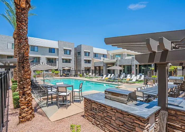 Apartment Trendy 1bd Walk To Westgate Pool Gym Wd Glendale