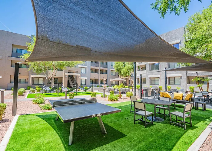 Trendy 1bd Walk To Westgate Pool Gym Wd