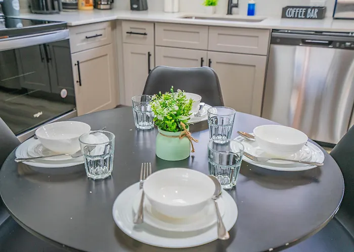 Apartment Trendy 1bd Walk To Westgate Pool Gym Wd *