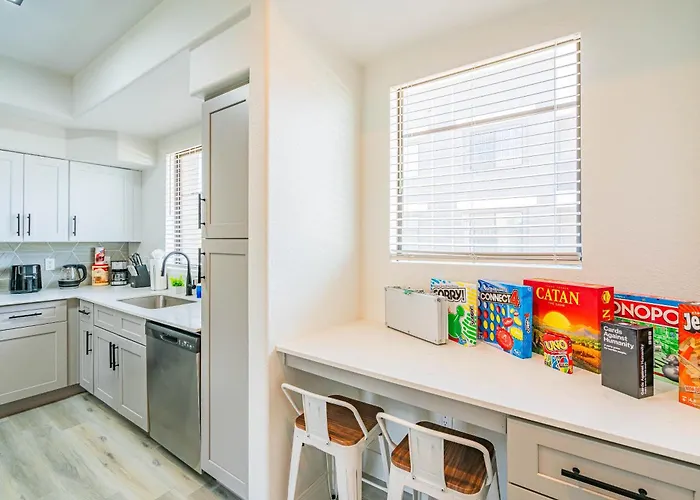Apartment Trendy 1bd Walk To Westgate Pool Gym Wd