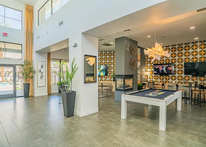 Trendy 1bd Walk To Westgate Pool Gym Wd *